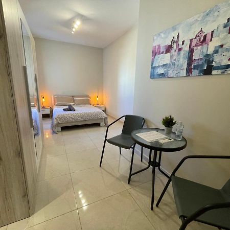 Verdi Apartment - Spacious Modern Apartment, Close To Valletta Santa Vennera Exterior photo